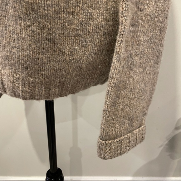 EUC Eddie Bauer Legend Hand knit 100% Lambswool Sweater Fair Isle Men Size Med - Picture 4 of 12